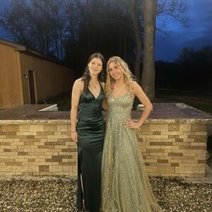 Green Sequin Embellished V-Neck Prom Gown